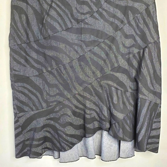 Sandro Asymmetrical Ruffle Hem Skirt 14 Gray Animal Print Stretch Abstract - Picture 3 of 12